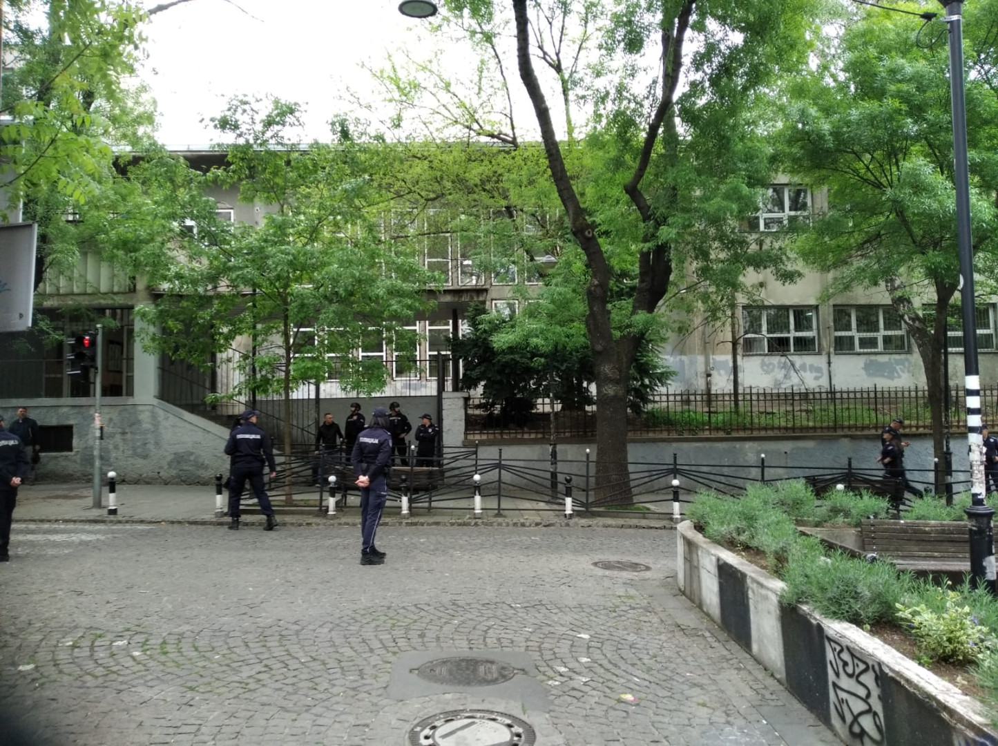 Od sutra obustava rada u školama u Srbiji