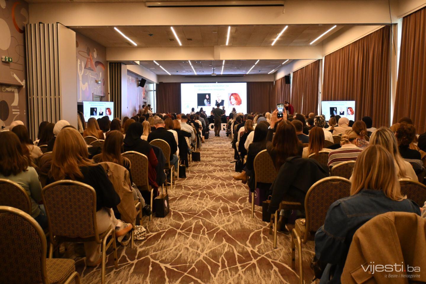 Edukacija i podrška roditeljima na konferenciji "Sretno rasti"