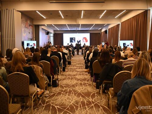 Edukacija i podrška roditeljima u Sarajevu na konferenciji "Sretno rasti"