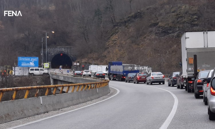 Od večeras nema noćnih obustava saobraćaja u tunelu Crnaja