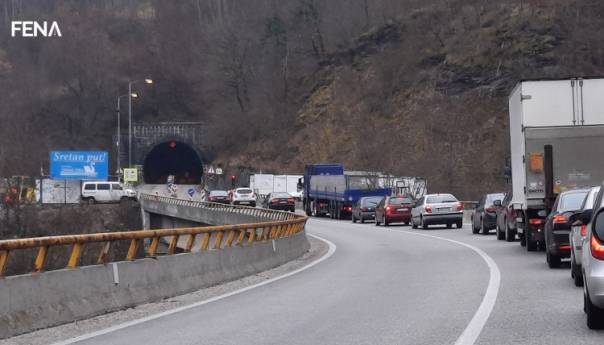 Od večeras nema noćnih obustava saobraćaja u tunelu Crnaja