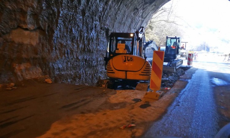 Od večeras noćne obustave saobraćaja u tunelu Crnaja