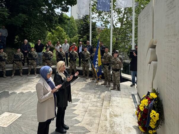 Odata počast poginulim pripadnicima Odreda policije za specijalne namjene “Lasta”