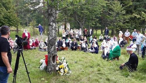 Odata počast Srebreničanima ubijenim od strane zloglasnih Škorpiona