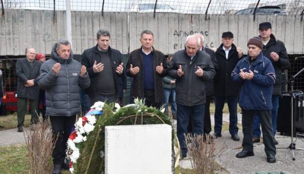 Odata počast za devet žrtava masakra u ulici Oslobodilaca Sarajeva