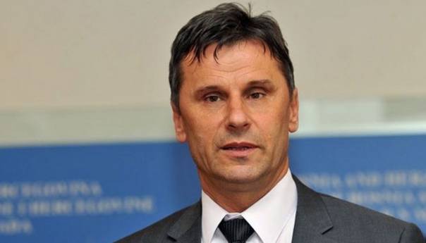 Odbijen prijedlog Tužilaštva: Novalić napušta zgradu Suda BiH