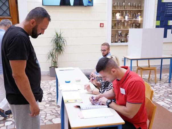 Odbijene prijave 327 kandidata za predsjednike i zamjenike biračkih odbora u BiH
