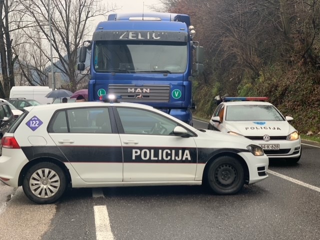 Odblokirana cesta u Konjicu, saobraćaj normalizovan