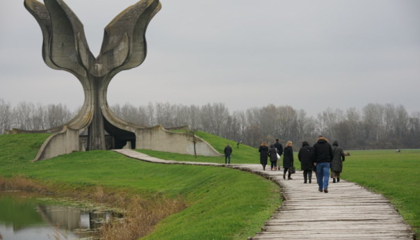 Odbor MC Srebrenica posjetio Jasenovac, Ušticu i Vukovar