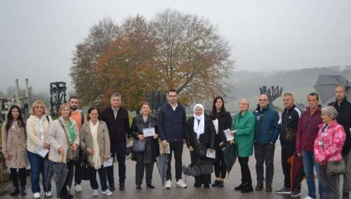 Odbor za dijalog Memorijalnog centra Srebrenica posjetio Mauthausen memorijal u Austriji