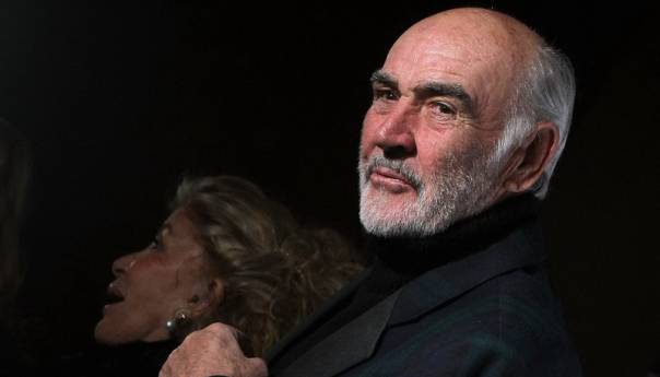 Odijela koje je Sean Connery nosio u filmu prodana za 7000 funti