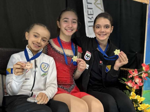 Odličan početak takmičarske sezone za članice klizačkog kluba 'Ice Group Sarajevo'