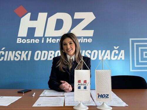 Odluka o pokretanju postupka protiv savjetnice Marinka Čavare vraćena na doradu