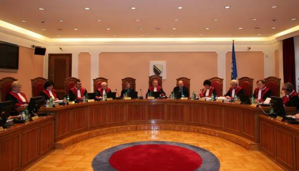 Odluka Ustavnog suda BiH o poljoprivrednom zemljištu u RS stupila na snagu!