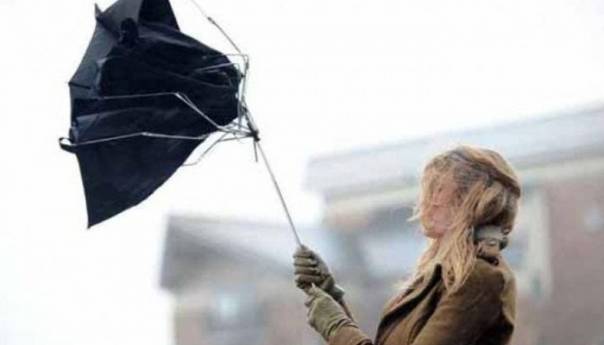 Odmah poduzeti neophodne mjere zaštite i spašavanja od jakog vjetra