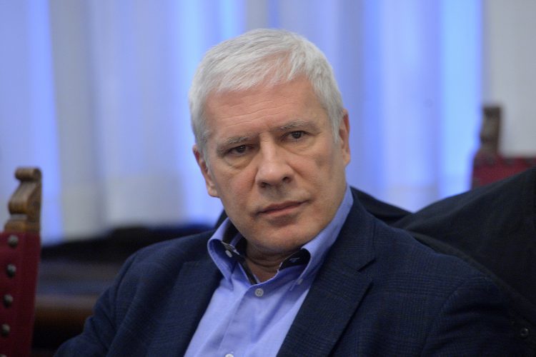 Odnosi Srbije i Hrvatske su u 'talačkom položaju interesa' vlasti