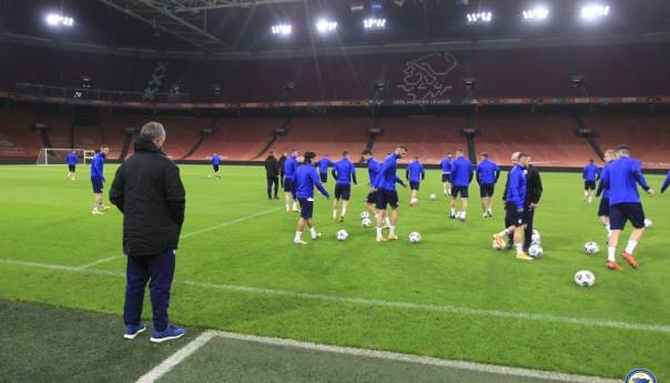 Odrađen trening Zmajeva na Johan Cruijff Areni