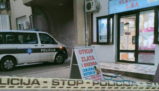 Određen pritvor muškarcu zbog pokušaja pljačke zlatare u Mostaru