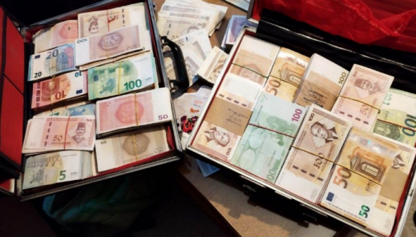 Određen pritvor supružnicima zbog lihvarstva: Pronađeno 200.000 KM