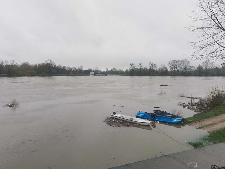 Određen zatvor državljaninu BiH osumnjičenom za krijumčarenje migranata preko Save