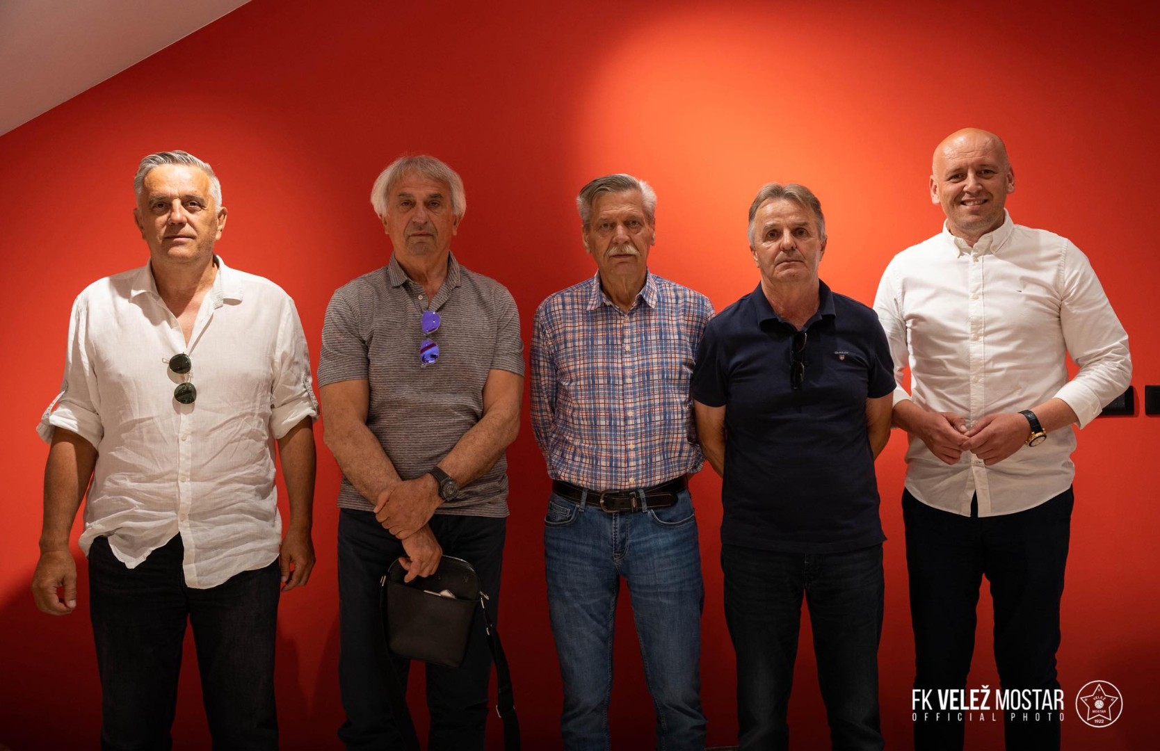 Održan informativni sastanak Uprave i legendi FK Velež: Vaha, Marić, Kajtaz...