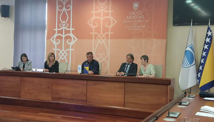Održan okrugli stol o memorijalizaciji stradanja civilnih žrtava rata