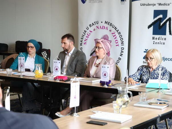 Održan okrugli stol o pravima posebne kategorije civilnih žrtava rata, doneseno pet zaključaka