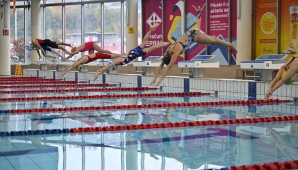 Održan plivački miting (Re)start 2020, novi početak za bh. plivanje