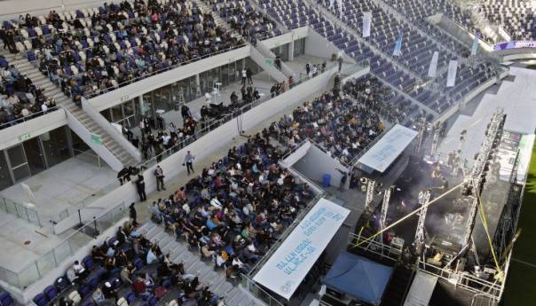 Održan prvi koncert na otvorenom za cijepljene posjetitelje