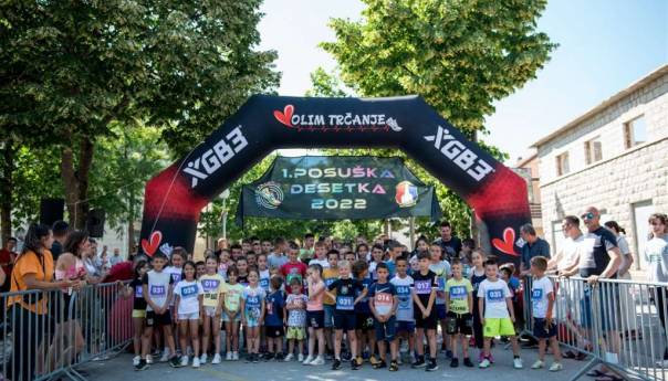 Održan prvi međunarodni polumaraton 'Posuška desetka 2022.'