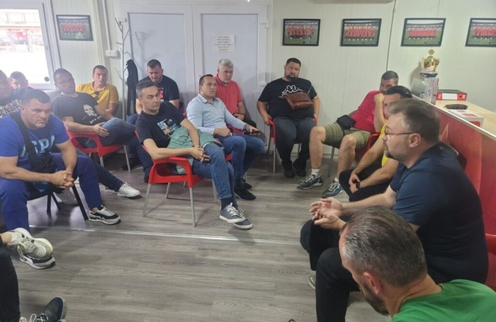 Održan sastanak UG 'Prijatelji FK Sloboda' i rukovodstva kluba