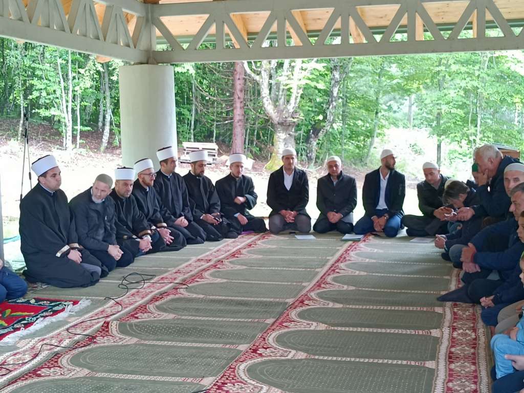 Održan tradicionalni zikr na Presjeci kod Ustikoline