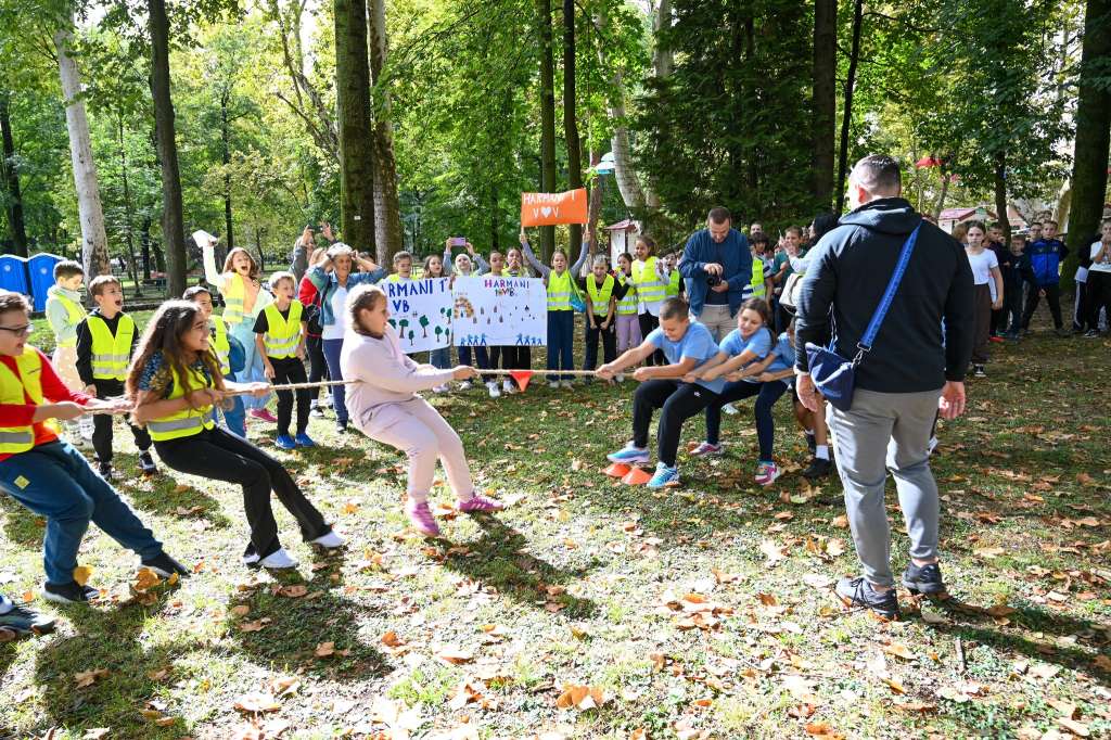 Održana Gelenderska olimpijada osnovaca u Bihaću, promocija sporta i timskog duha