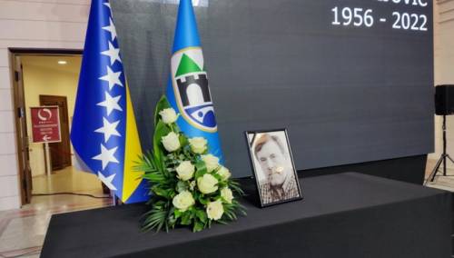 Održana komemoracija doajenu bh. novinarstva Vlastimiru Mijoviću