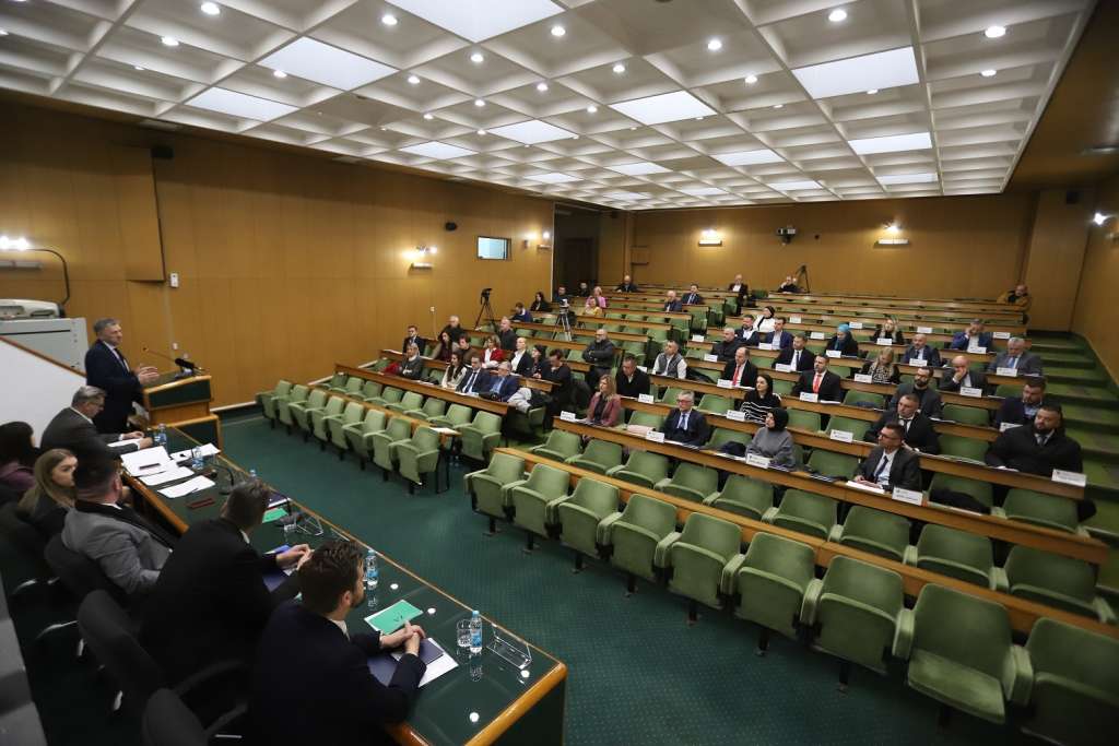 Održana konstituirajuća sjednica Gradskog vijeća Zenica
