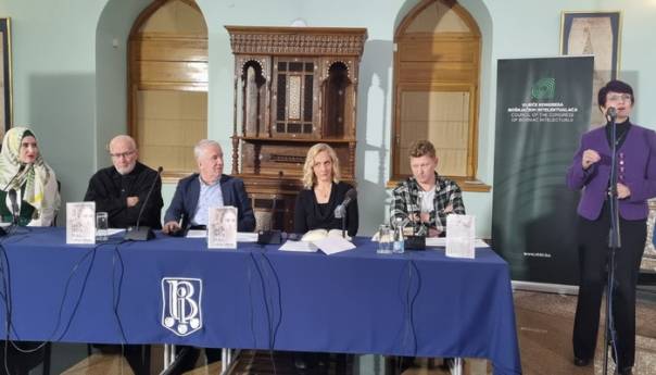 Održana promocija Izabranih pjesama Džemaludina Latića