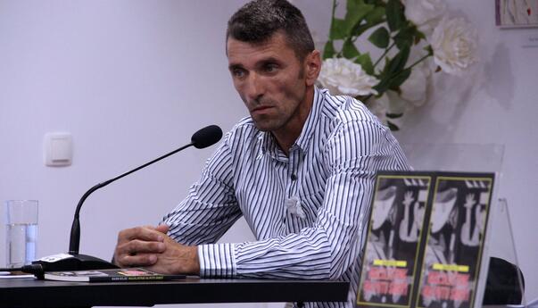 Održana promocija knjige 'Maloljetnik na putu smrti'