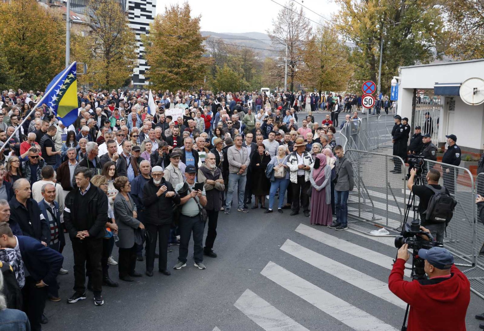 Održani protesti ispred OHR-a: Nećemo aparthejd!