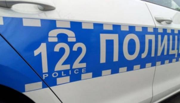 Oduzet mercedes, vozač ima zabranu i 60.812 KM neplaćenih kazni