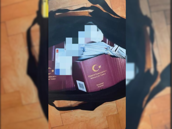 Oduzeto više stotina pasoša i veća količina novca u Sarajevu