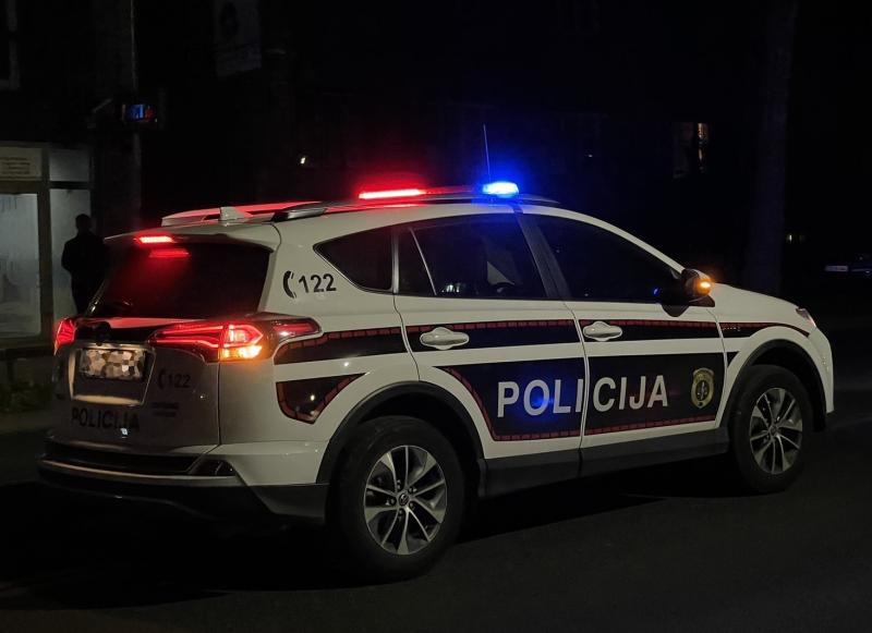 Oduzeto vozilo od Sarajlije, bez vozačke ima dug od 20.490 KM