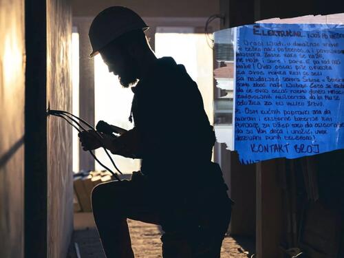 Oglas koji osvaja: Kako se djevojka odužila Danijelu za preseljenje u Beograd zbog ljubavi?