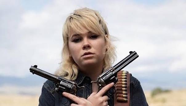 Oglasila se oružarka filma u kojem je Alec Baldwin usmrtio snimateljicu