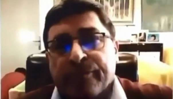 Oglasila se supruga profesora koji je postao hit na internetu