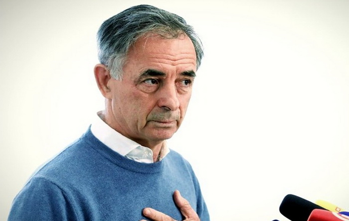 Oglasio se Pupovac nakon vraćanja odlikovanja Glavašu
