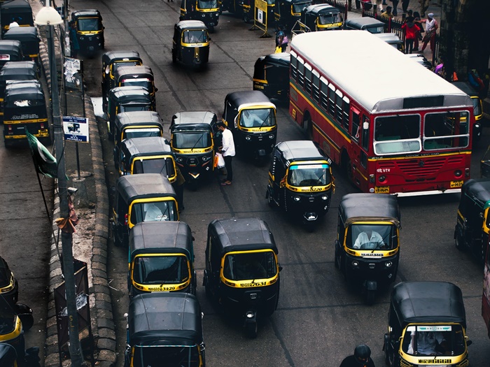 Ograničava se upotreba vozila u New Delhiju: Vlasti žele suzbiti zagađenje vazduha