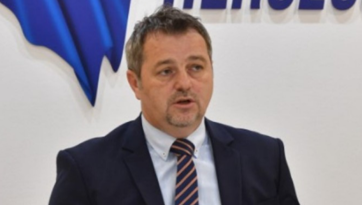 Ogrešević: Sramna i jadna je pozicija čekati reakciju visokog predstavnika