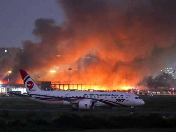 Ogroman požar na aerodromu u Dhaki, obustavljeni svi letovi