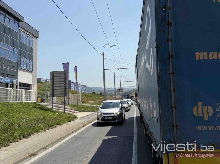 Ogromne gužve kroz Vogošću u oba pravca