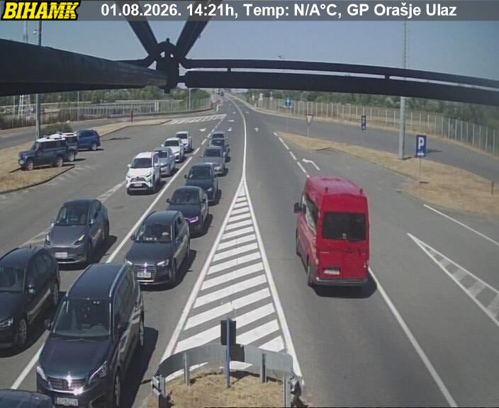 Ogromne gužve na bh. cestama i granicama: Kolone na ulazima u tri grada